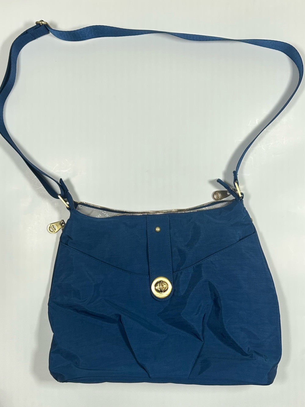 Baggallini Helsinki Crossbody Bag Navy NEW